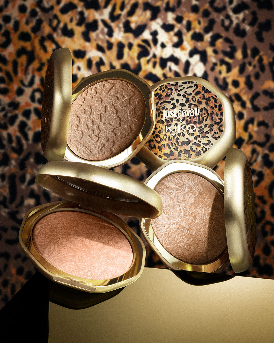 Just Cavalli x KIKO MILANO: Η συλλογή μακιγιάζ που δίνει έξτρα λάμψη στις καλοκαιρινές εμφανίσεις μας-5