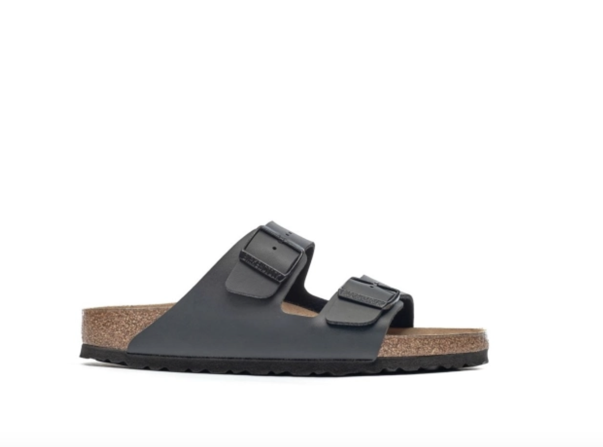 Birkenstock και baggy τζιν: Ο hot συνδυασμός για το καλοκαίρι-8