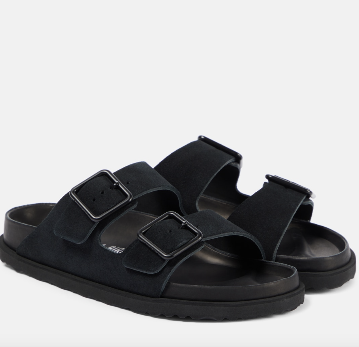 Birkenstock και baggy τζιν: Ο hot συνδυασμός για το καλοκαίρι-2