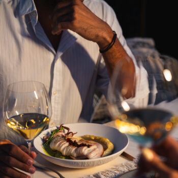 το-island-club-restaurant-είναι-και-φέτος-το-meeting-point-της-αθηνα-407332