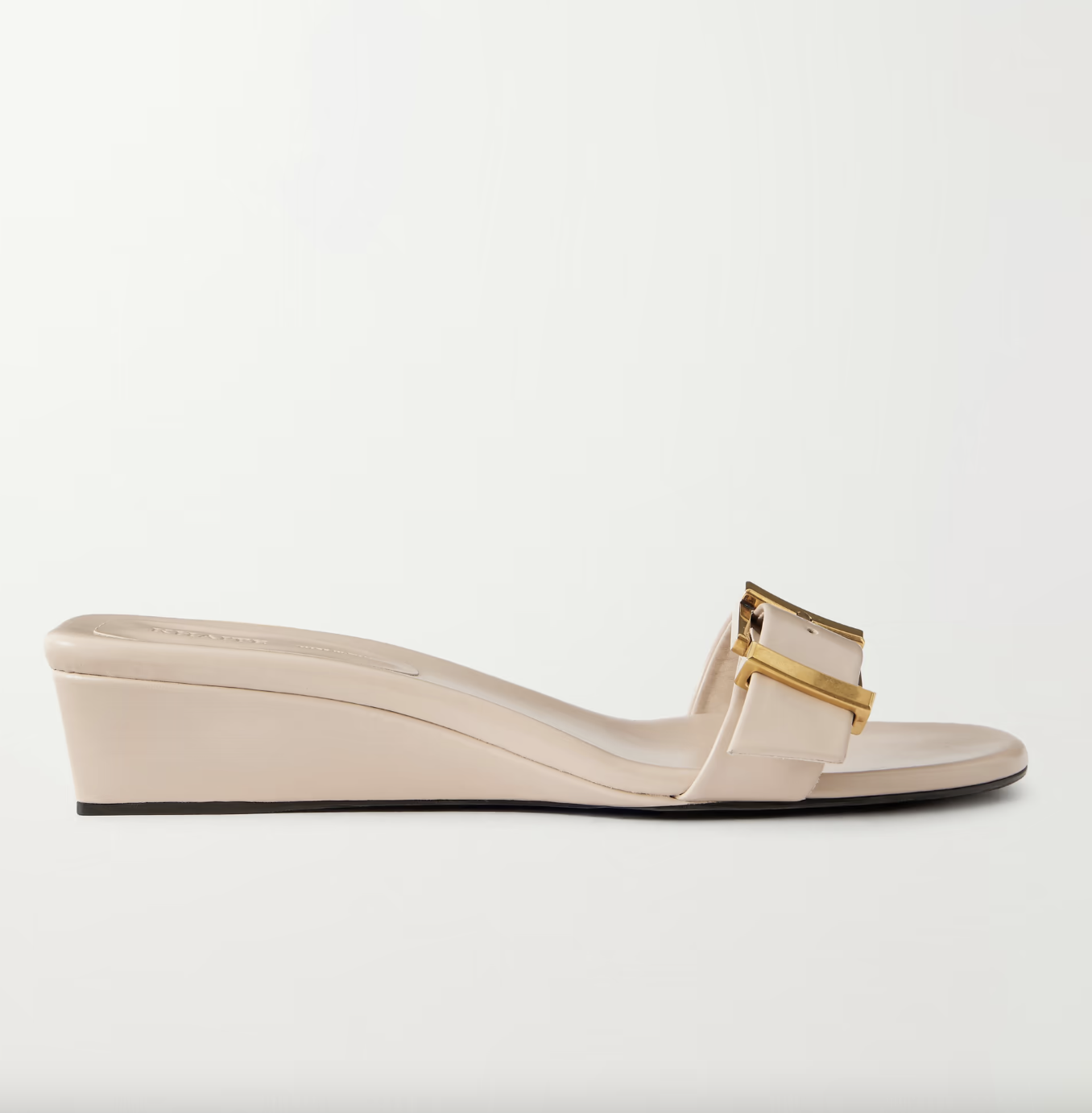 Belted shoes: Η τάση στα παπούτσια που δεν περιμέναμε αυτό το καλοκαίρι-2