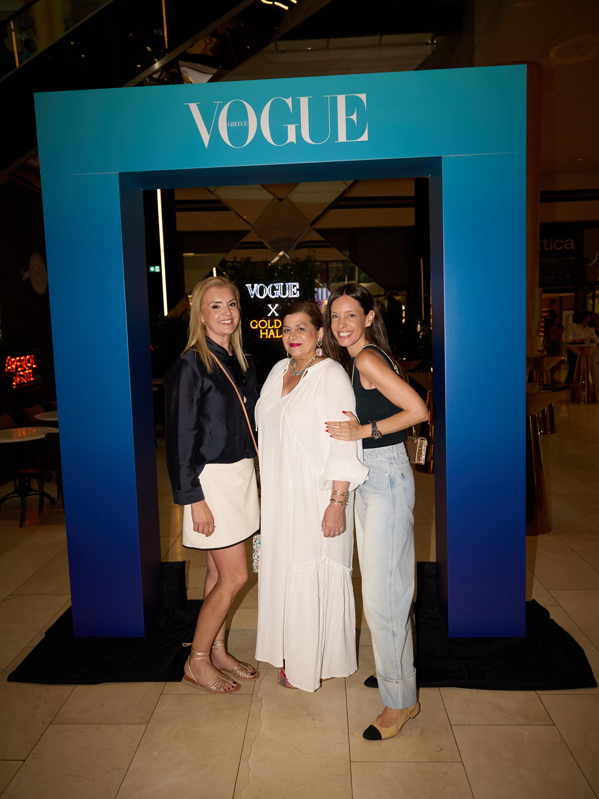 Vogue Greece Fashion Night Out: Οι ωραιότερες εμφανίσεις από το VIP Party στο Golden Hall-21