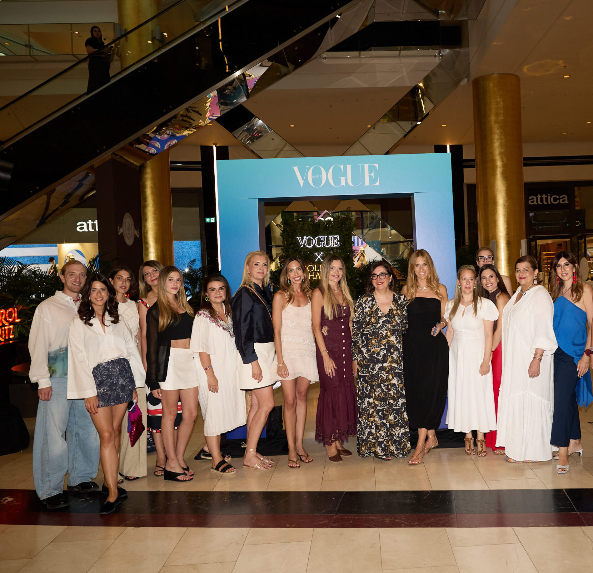 Vogue Greece Fashion Night Out: Οι ωραιότερες εμφανίσεις από το VIP Party στο Golden Hall-25