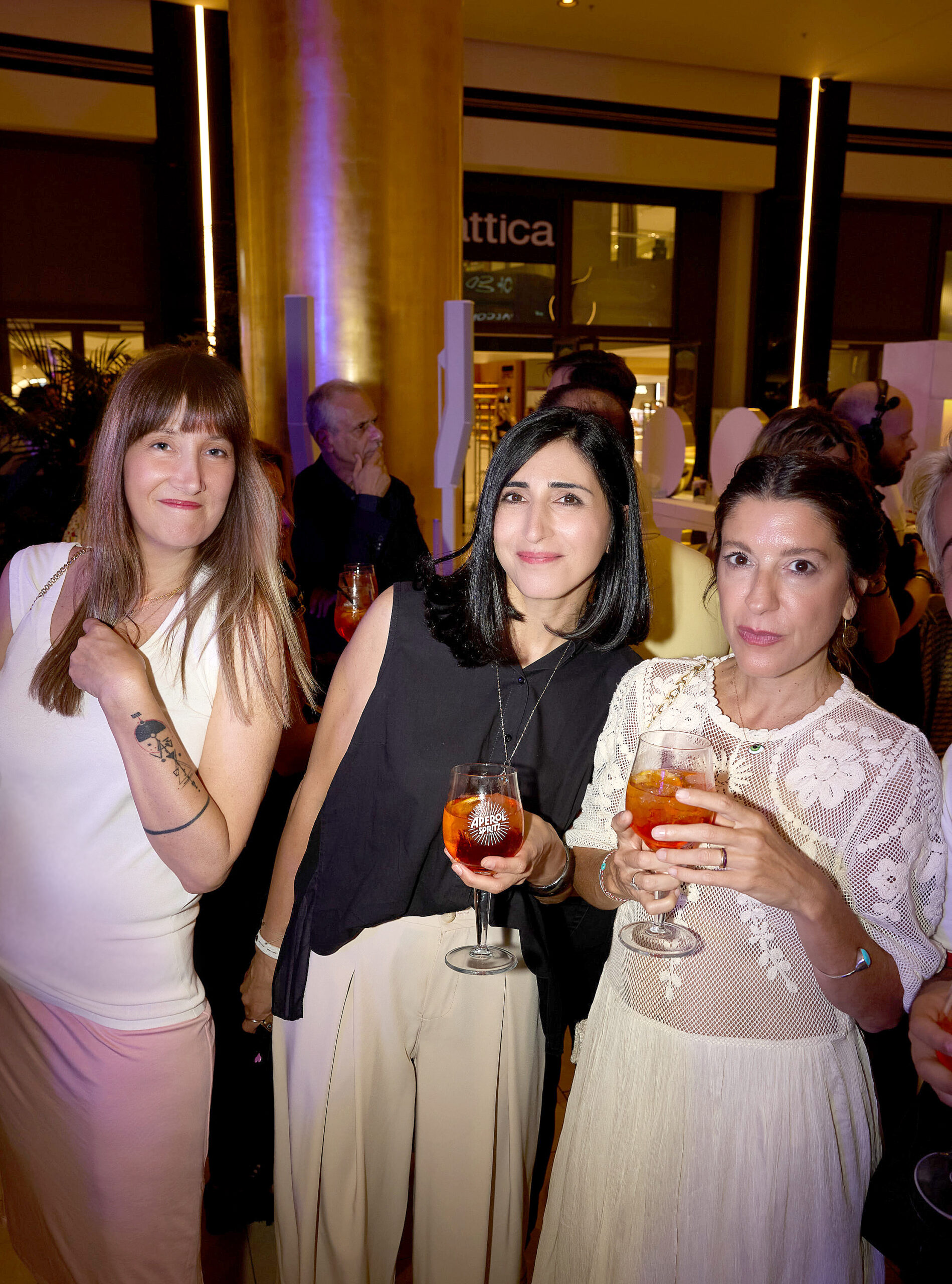 Vogue Greece Fashion Night Out: Οι ωραιότερες εμφανίσεις από το VIP Party στο Golden Hall-29