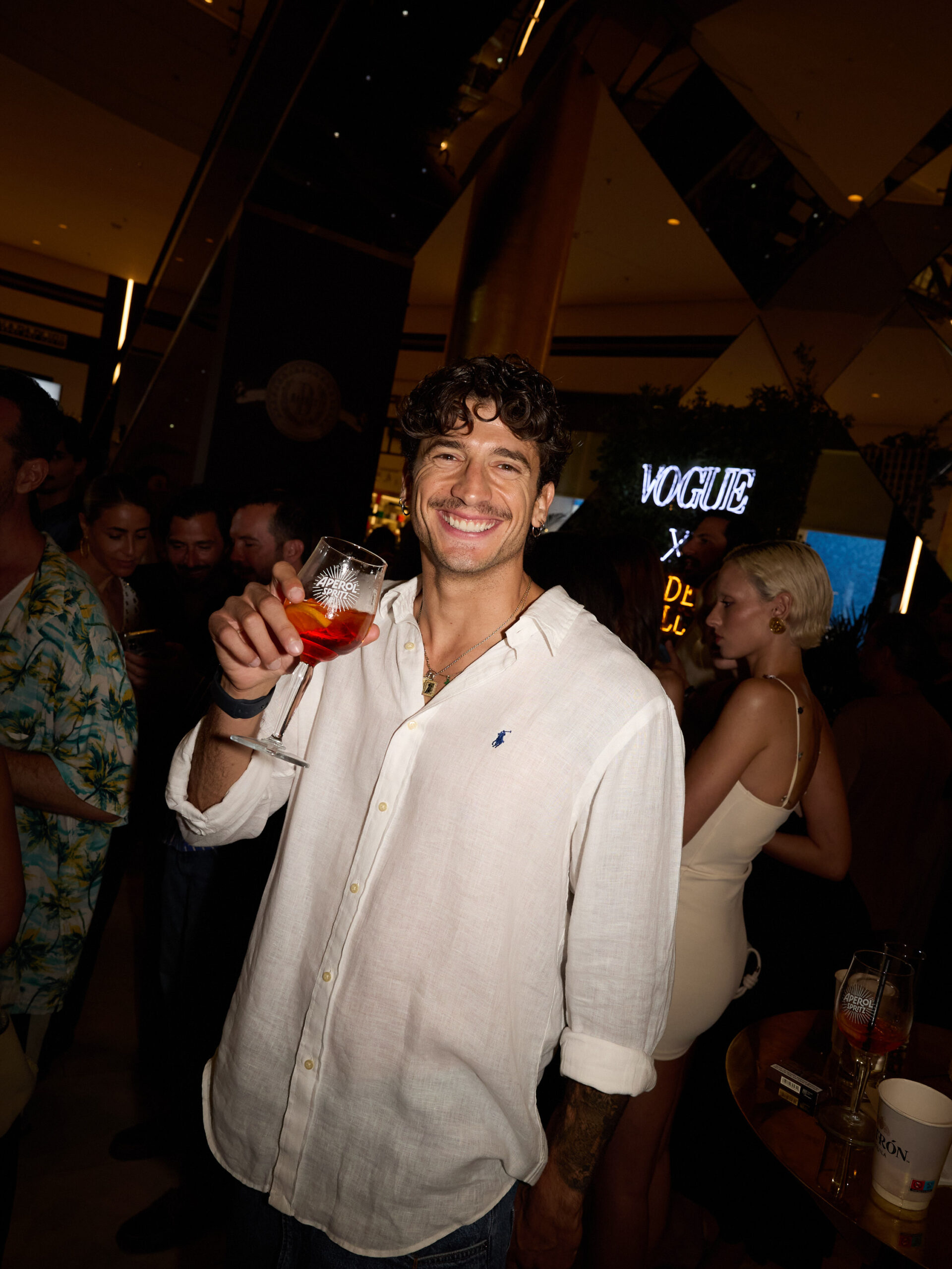 Vogue Greece Fashion Night Out: Οι ωραιότερες εμφανίσεις από το VIP Party στο Golden Hall-9