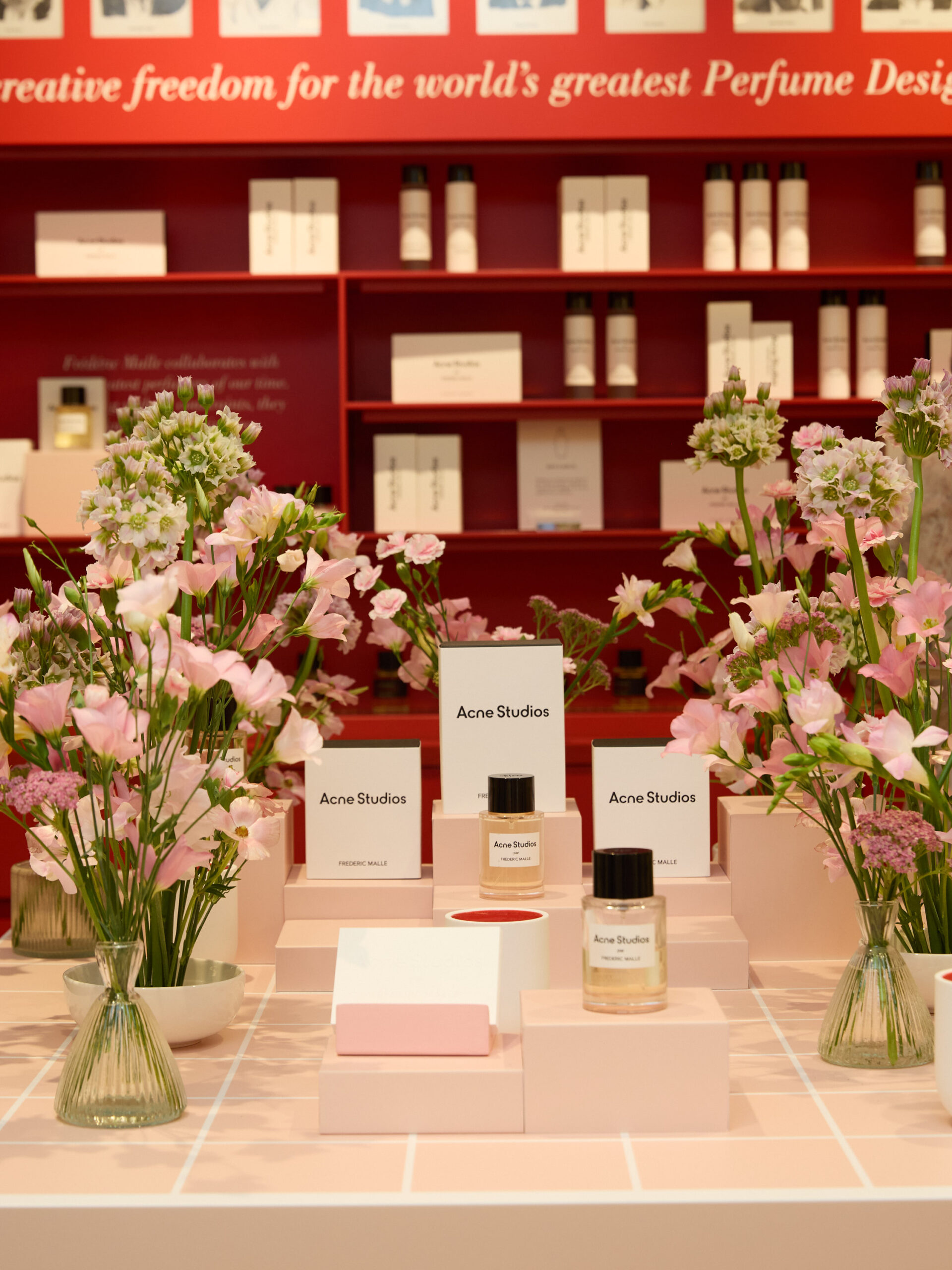 Vogue Greece Fashion Night Out: Τα exclusive highlights από τη μοναδική shopping βραδιά στο Golden Hall-33