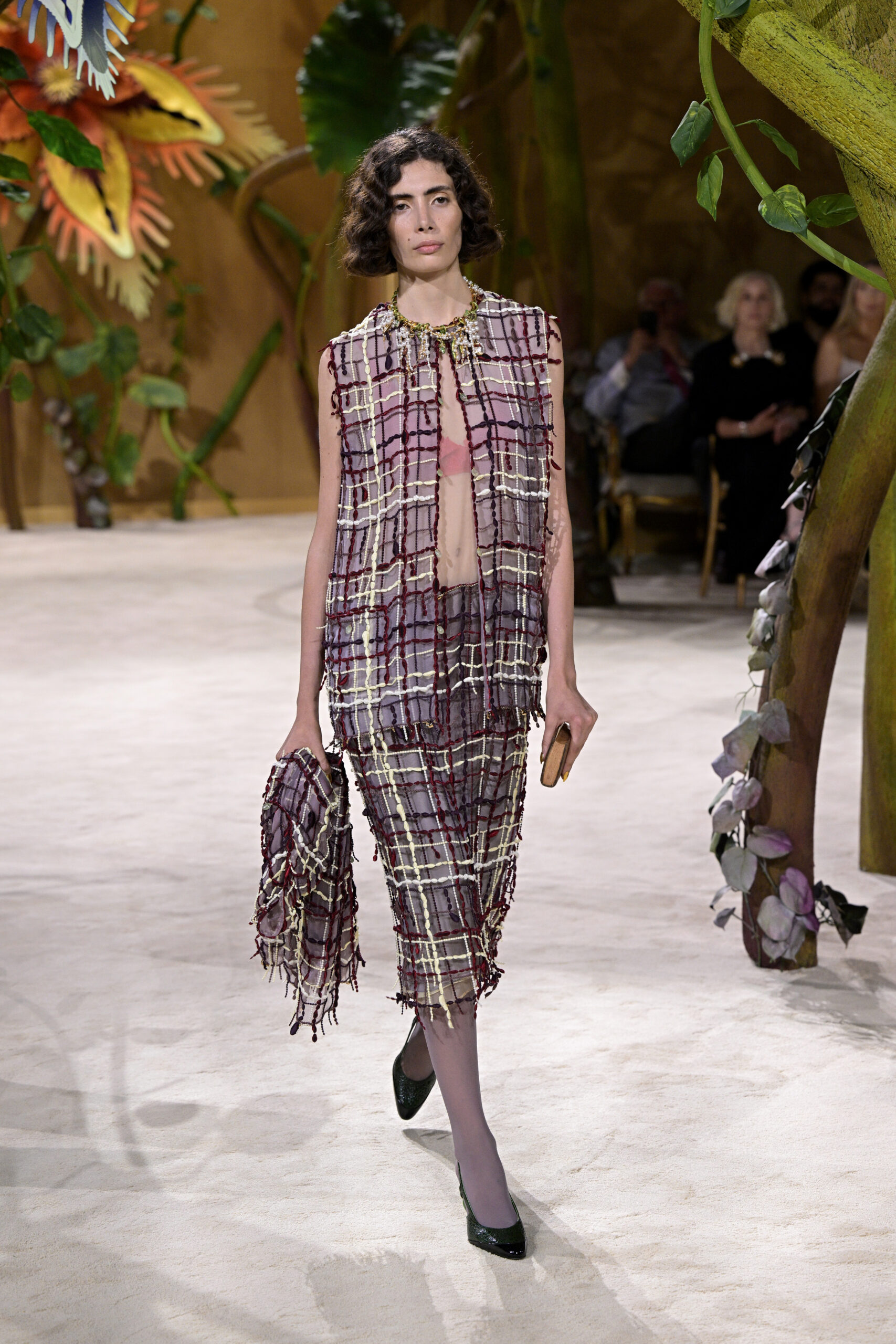 Chanel Couture Φθινόπωρο/Χειμώνας 2026-27: Ένα παραμύθι εμπνευσμένο από την Coco Chanel-1