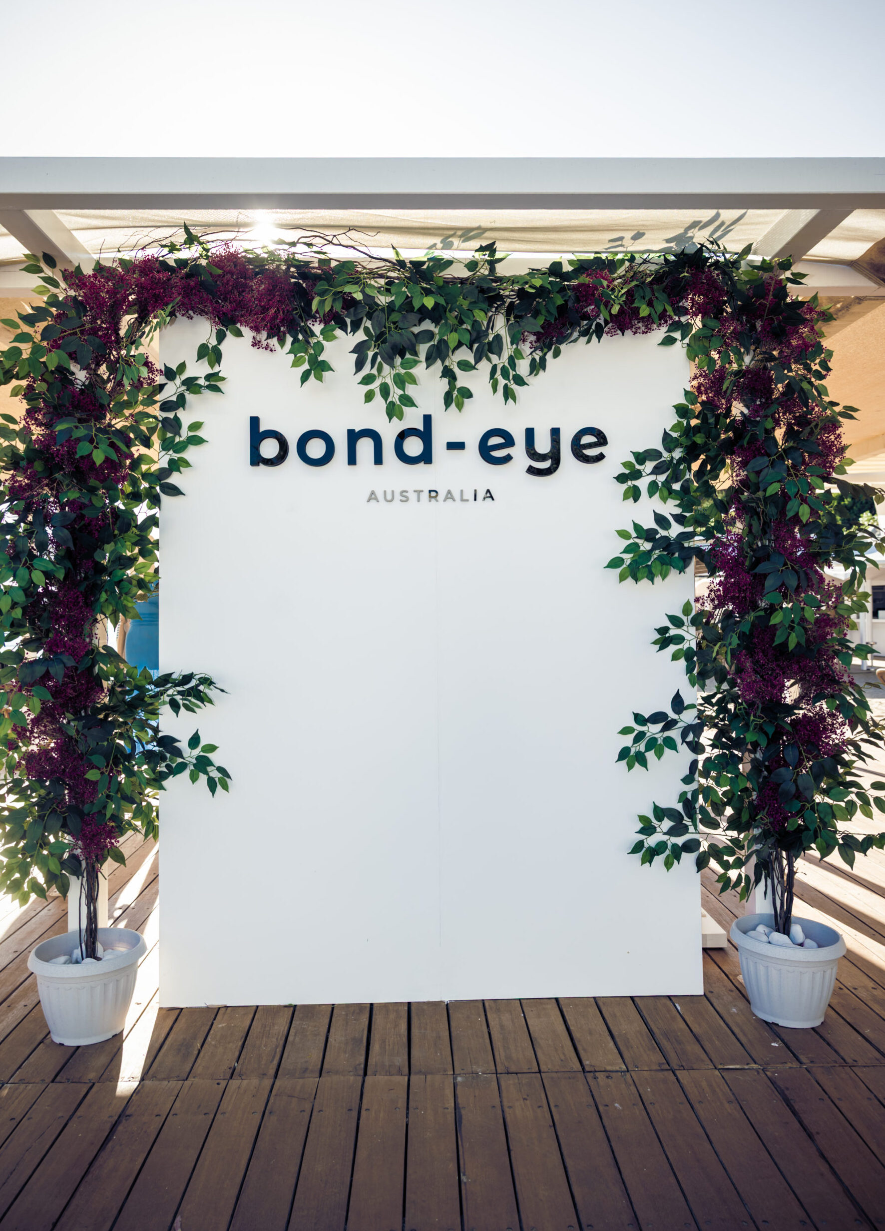 Η Bond-eye Australia γιόρτασε το καλοκαίρι με ένα exclusive sunset cocktail στo Pop Up στην Astir Beach-2