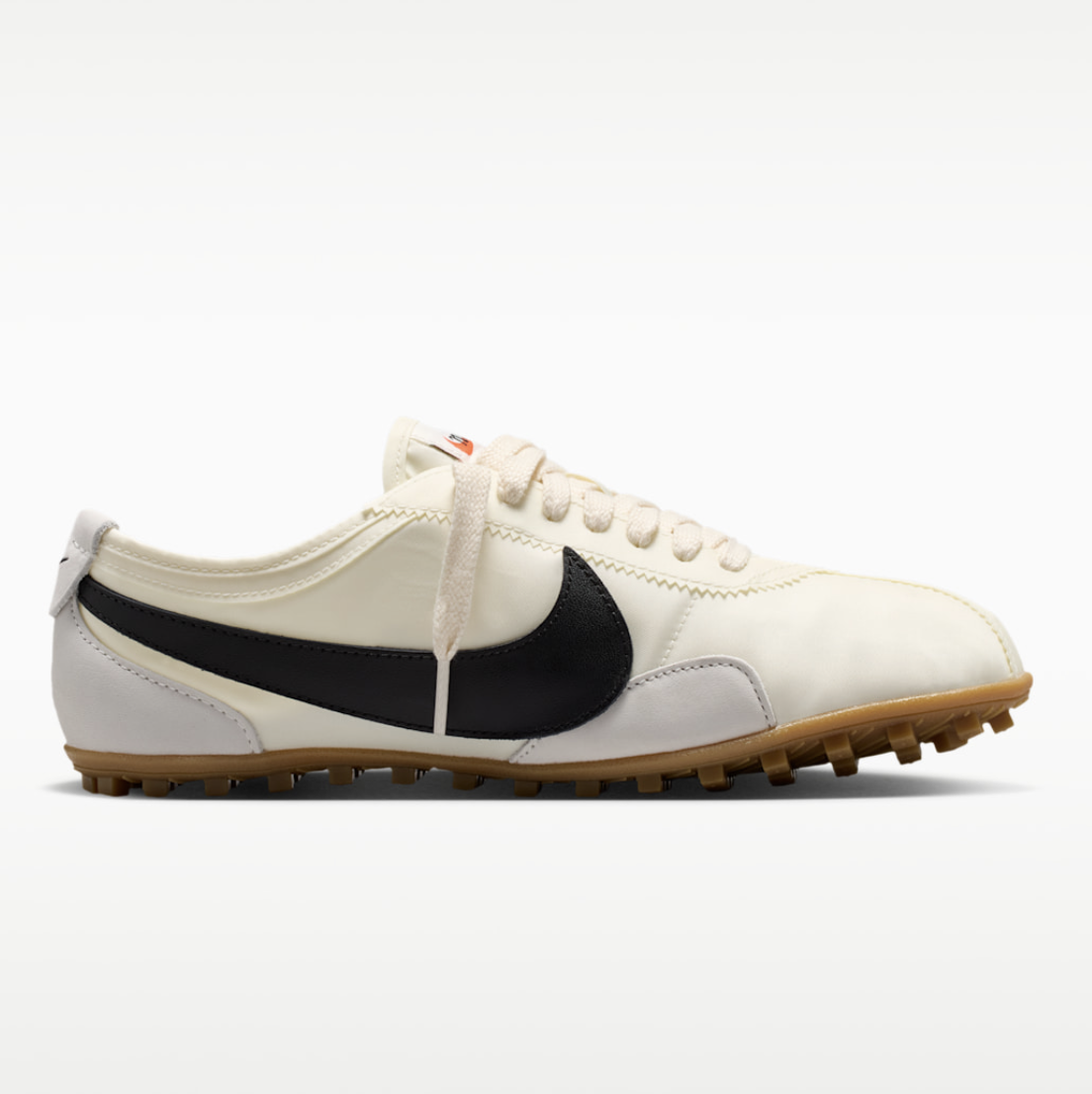 Sneaker trends: Αυτά είναι τα στυλ που θα φορέσουμε το φθινόπωρο 2026;-1