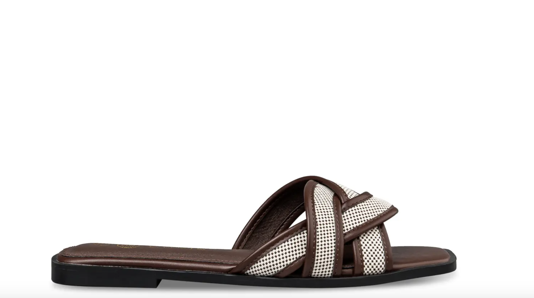 Flat slippers: 8 κομψά σχέδια για το καλοκαίρι-5