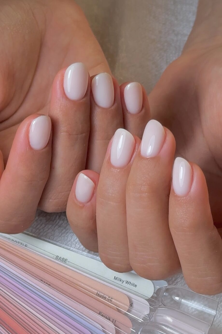 coconut-latte-nails-το-καλοκαιρινό-μανικιούρ-που-αναδ-410452