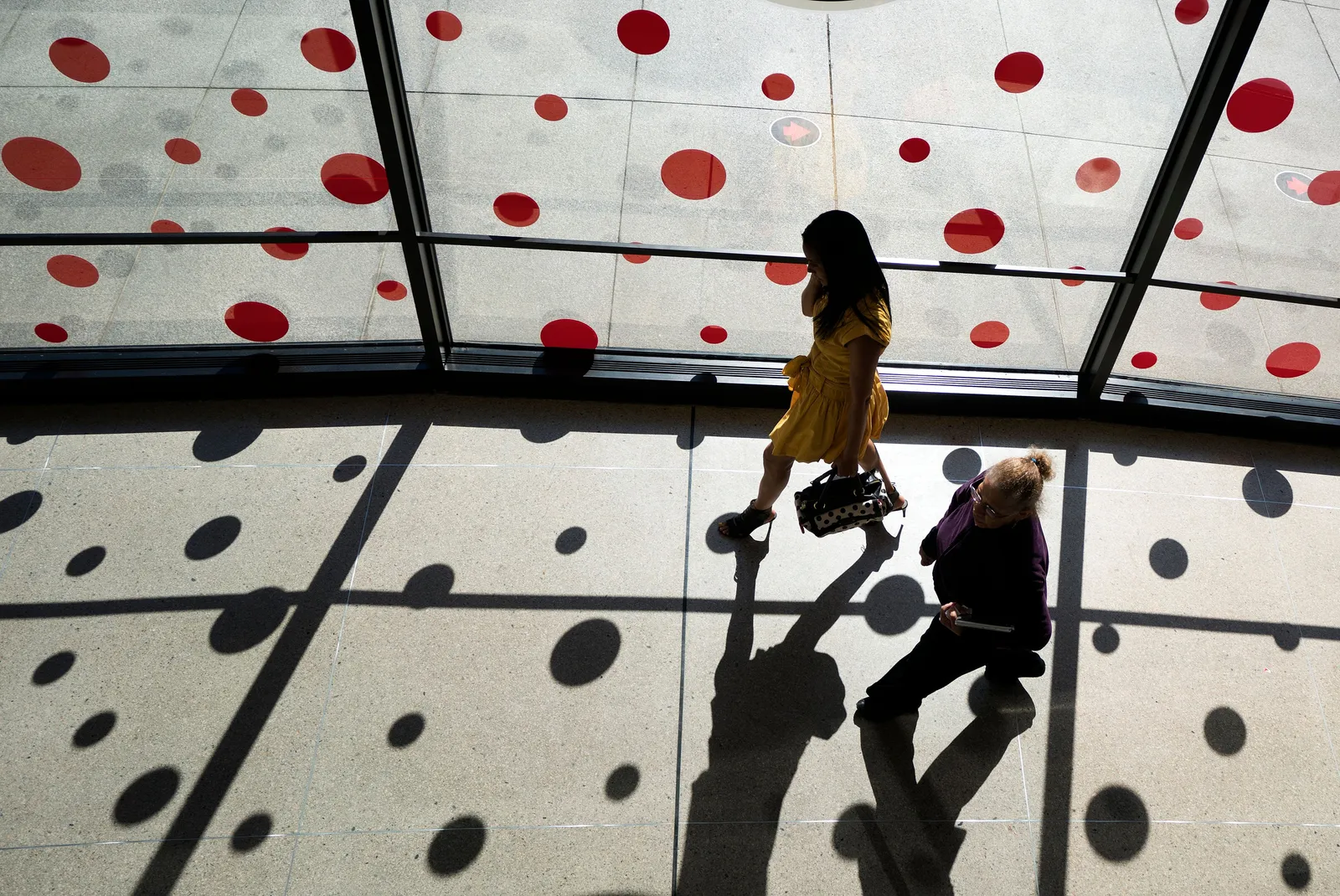 Έφυγε από τη ζωή η Yayoi Kusama και η Vogue κάνει μια αναδρομή στη διαδρομή της-3