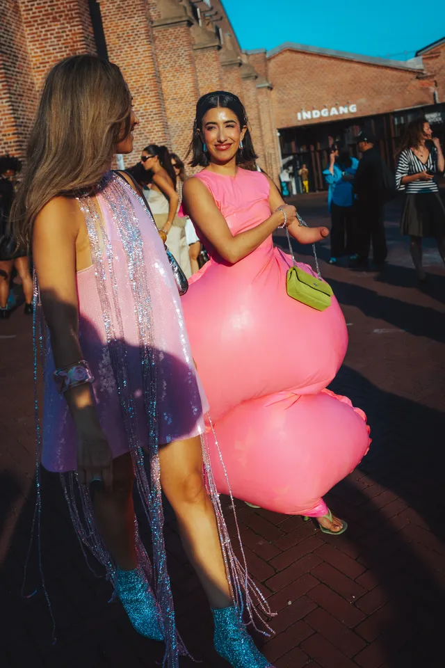 Εβδομάδα Μόδας Κοπεγχάγης SS27: Οι τάσεις του street style-26