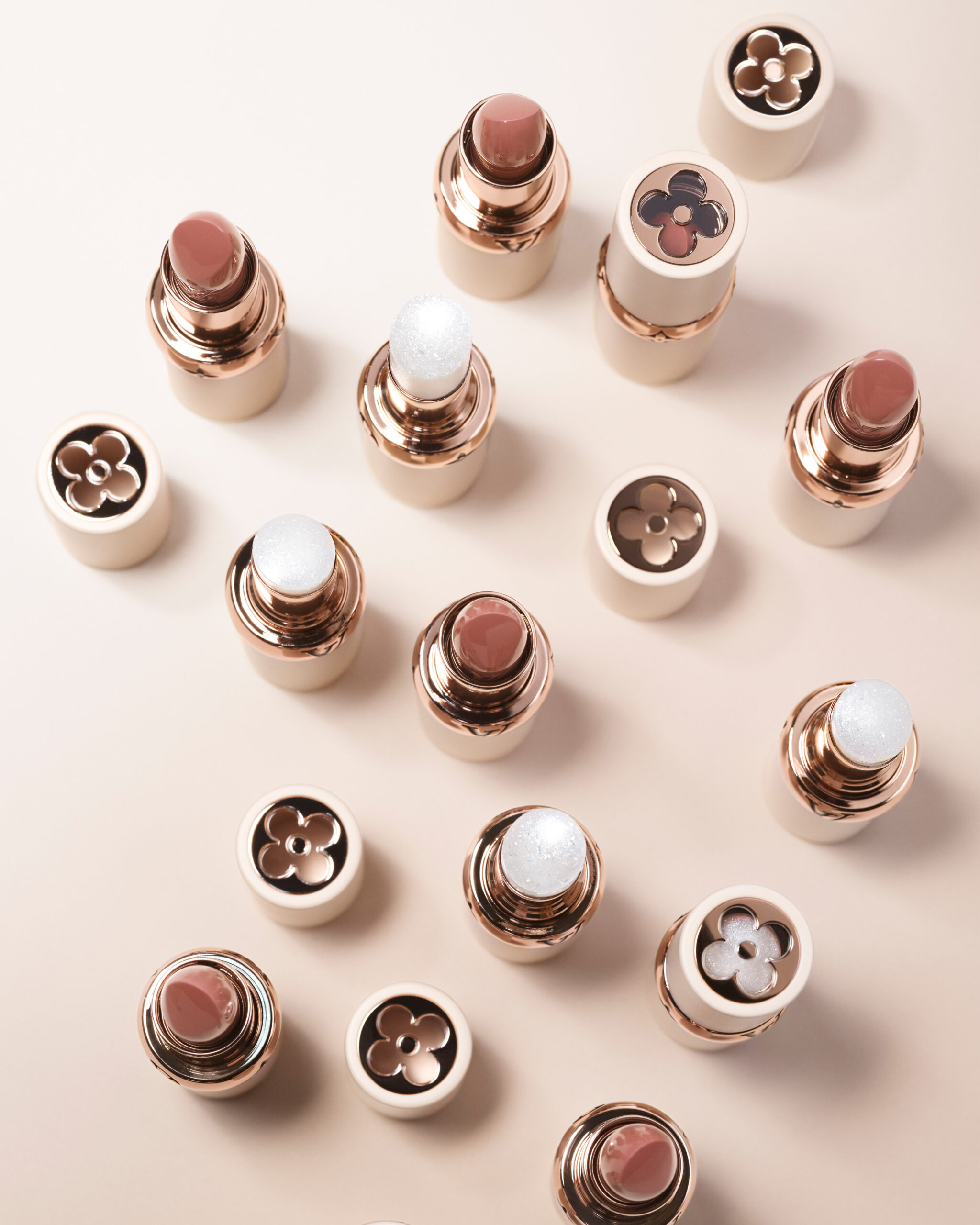Η Dame Pat McGrath και ο Nicolas Ghesquière ενώνουν τις δυνάμεις τους για το πρώτο beauty collaboration του οίκου Louis Vuitton-1