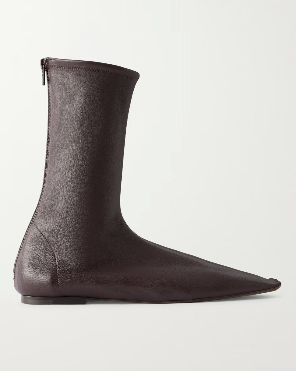 Από τις skinny boots στις slouchy: Οι 7 μπότες που θα γίνουν τάση το φθινόπωρο 2026-5