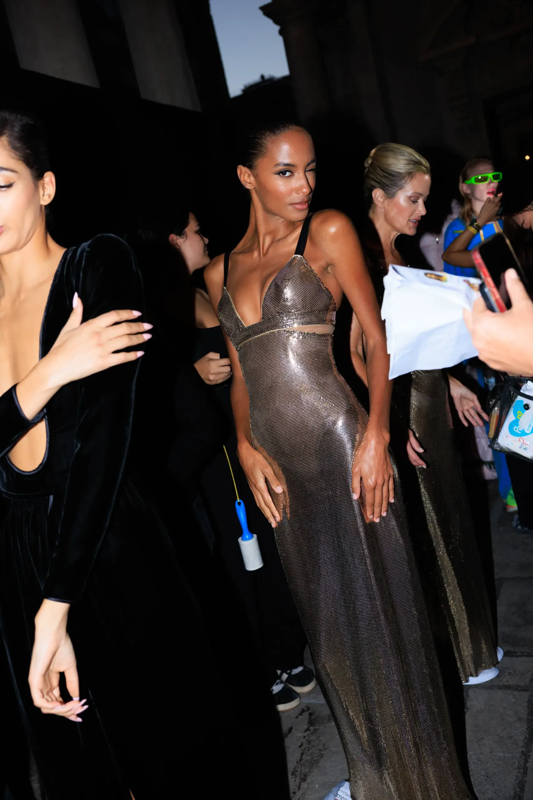 Μια αποκλειστική ματιά στο backstage του Vogue World 2026: Milan-2