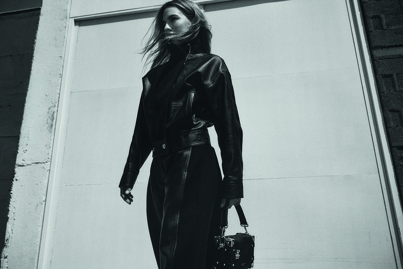 Globetrotter: Η ηθοποιός Melia Kreiling ταξιδεύει με τη Flight Mode 2026 collection του οίκου Louis Vuitton-5