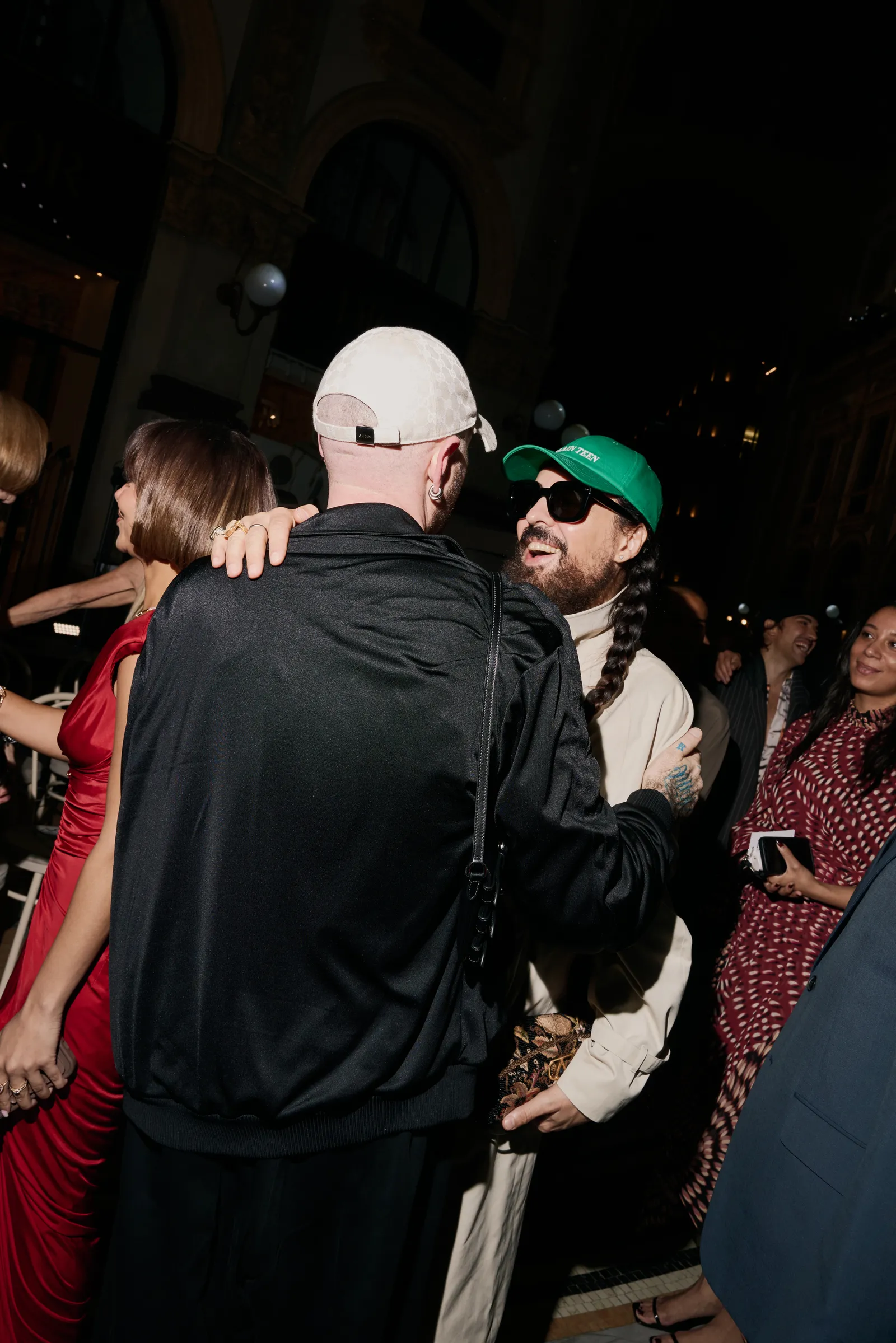 Donatella, Miuccia, Pierpaolo…Ποιος ήταν στην front row του Vogue World 2026: Milan;-9