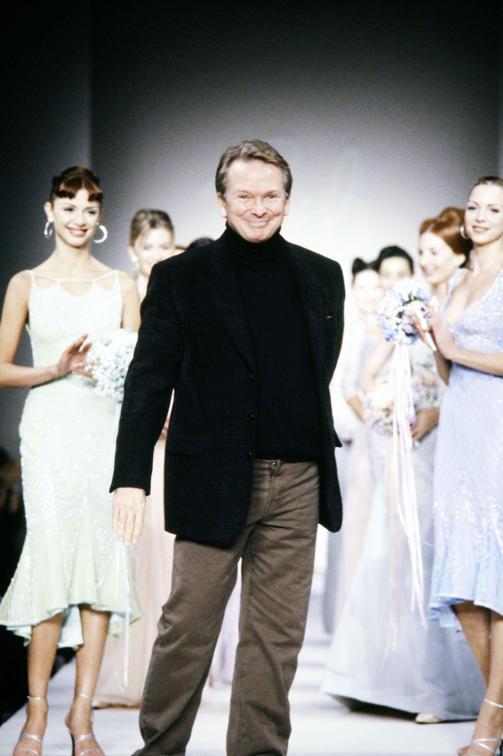 H αστραφτερή κληρονομιά του Bob Mackie-3