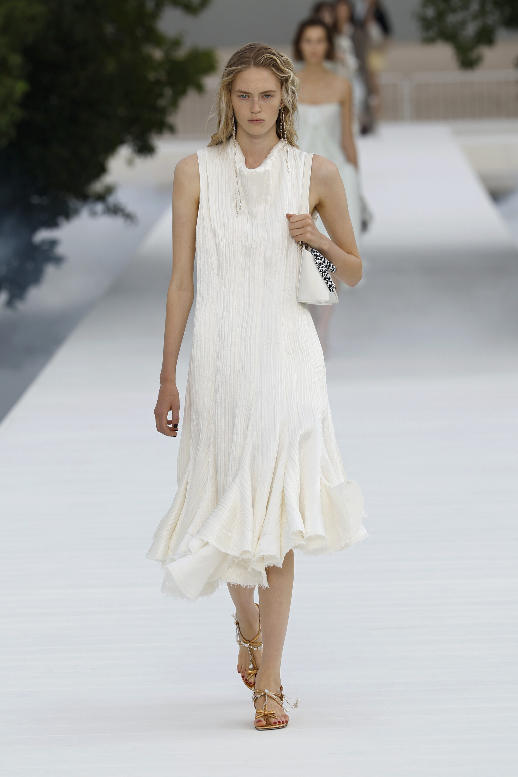 Dior SS27: Η καρδιά της σύγχρονης γκαρνταρόμπας-5