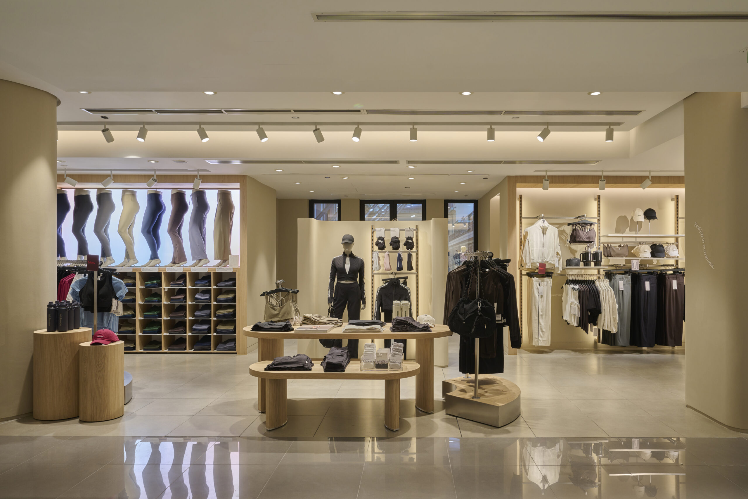 Η lululemon κλείνει ραντεβού με το κοινό στο κέντρο της Αθήνας-1