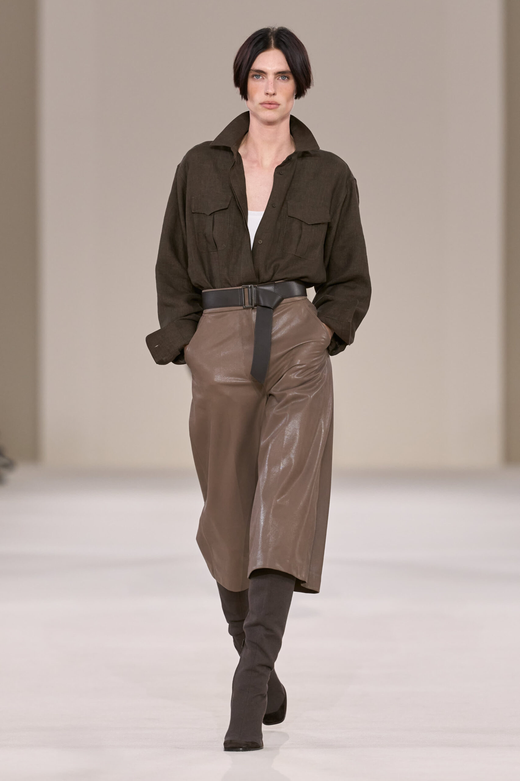 Max Mara Far Horizon SS27: Η κομψότητα αποκτά πνεύμα περιπέτειας-13