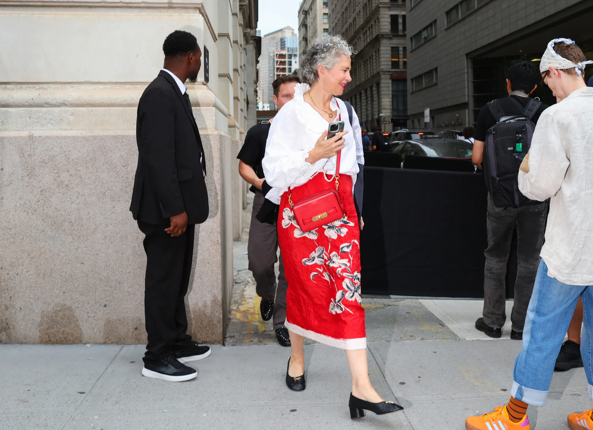 Τι φορούν τώρα στη Νέα Υόρκη; Το street style απαντά χρώμα-7