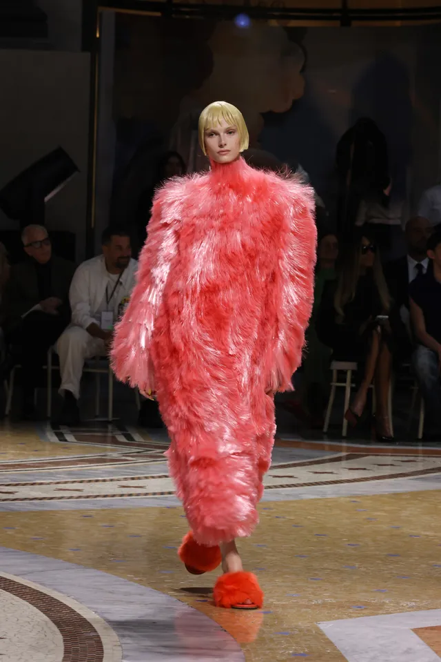 Vogue World 2026: Milan, όλα τα top models στο catwalk-11