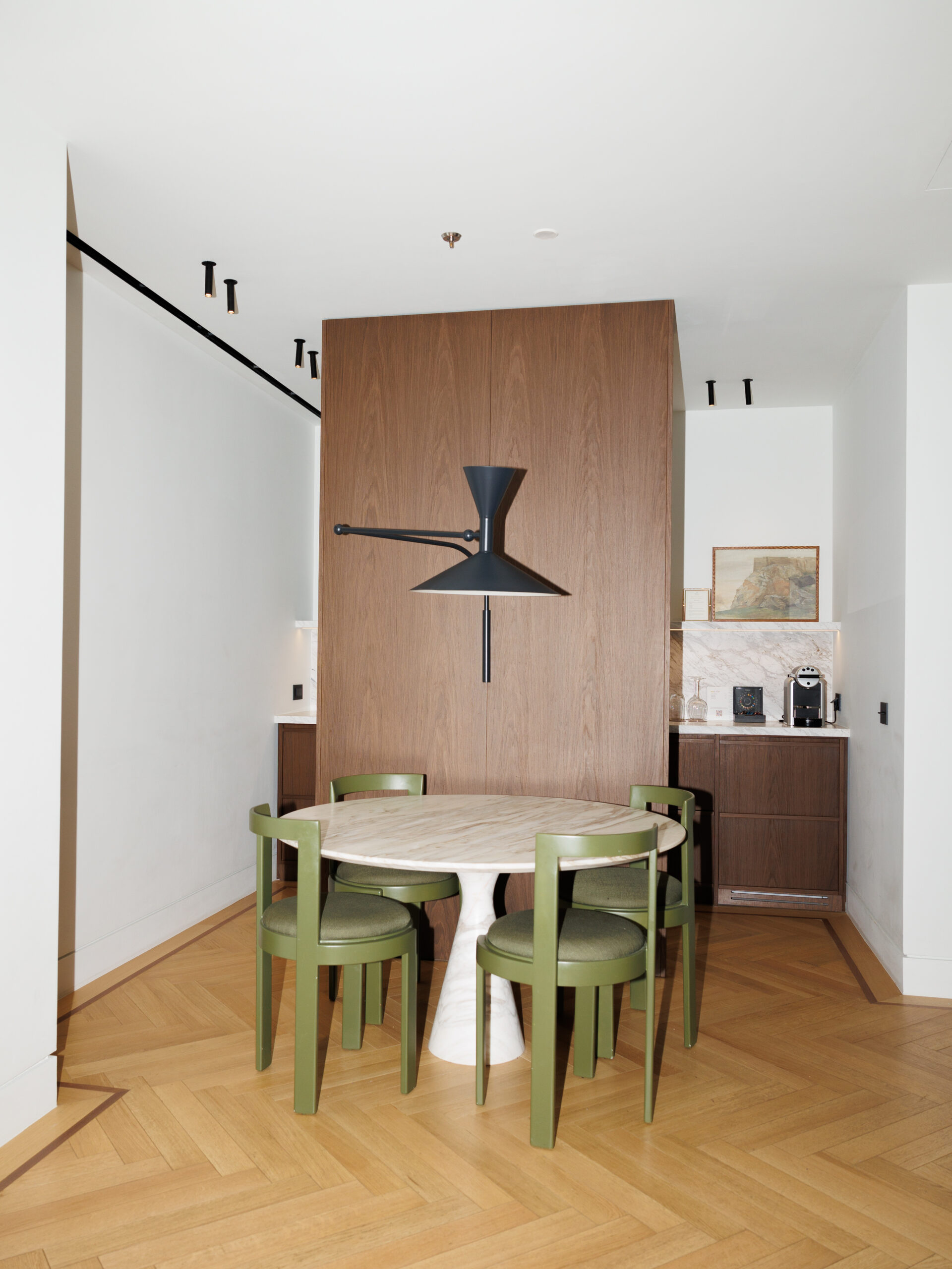 Athens Capital Suites – MGallery Collection: Ένα μοντέρνο καταφύγιο στην καρδιά της Αθήνας-2