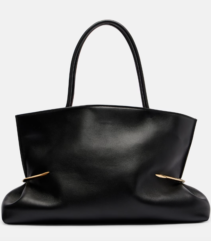Fitted bag: Θα υποκύψετε στην πιο hot τσάντα του φθινοπώρου 2026;-5