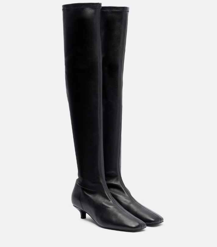 Μαύρες μπότες: Από τις maxi-thigh boots στις slouchy, αυτές είναι οι 7 τάσεις για το φθινόπωρο 2026 κατευθείαν από τα catwalks-3