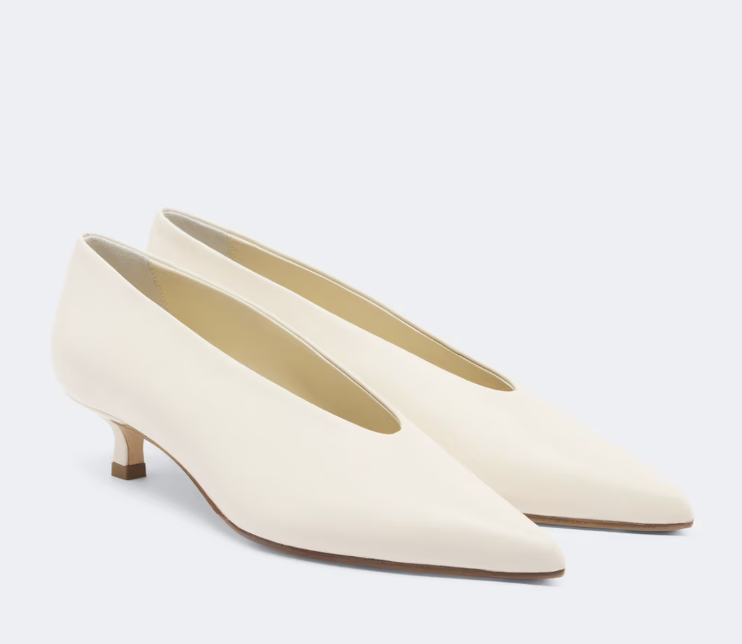 Low-cut shoes: Η σιλουέτα που κάνει αίσθηση στα παπούτσια του φθινοπώρου 2026-2