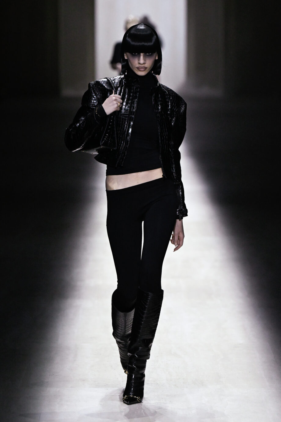 μαύρες-μπότες-από-τις-maxi-thigh-boots-στις-slouchy-αυτές-415901