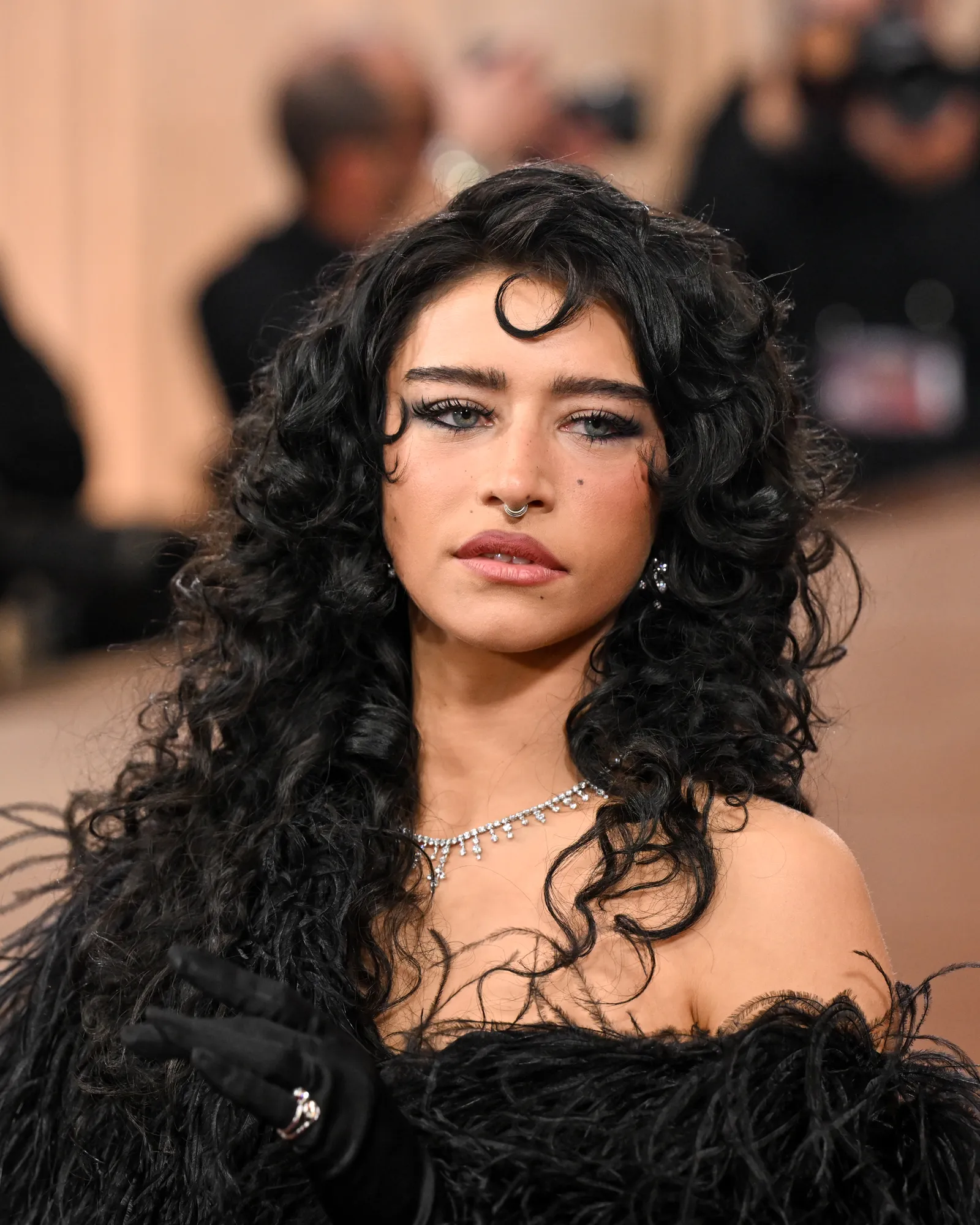 Από το blunt bob μέχρι τα micro bangs: Αυτά είναι τα 10 κουρέματα για το φθινόπωρο 2026-8