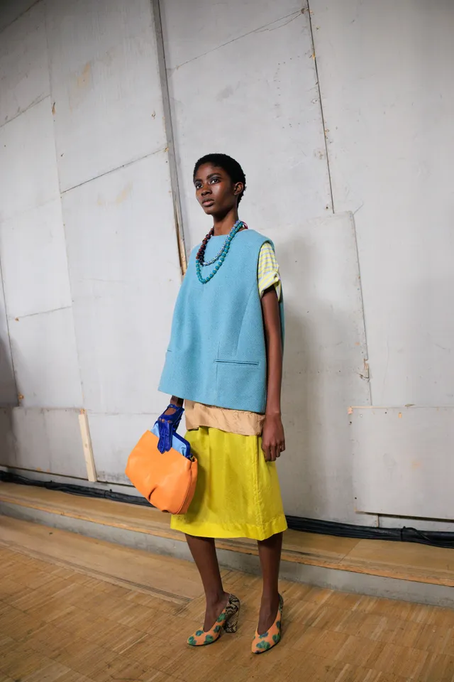 Εβδομάδα Μόδας Παρισιού SS27: Οι καλύτερες backstage στιγμες-85