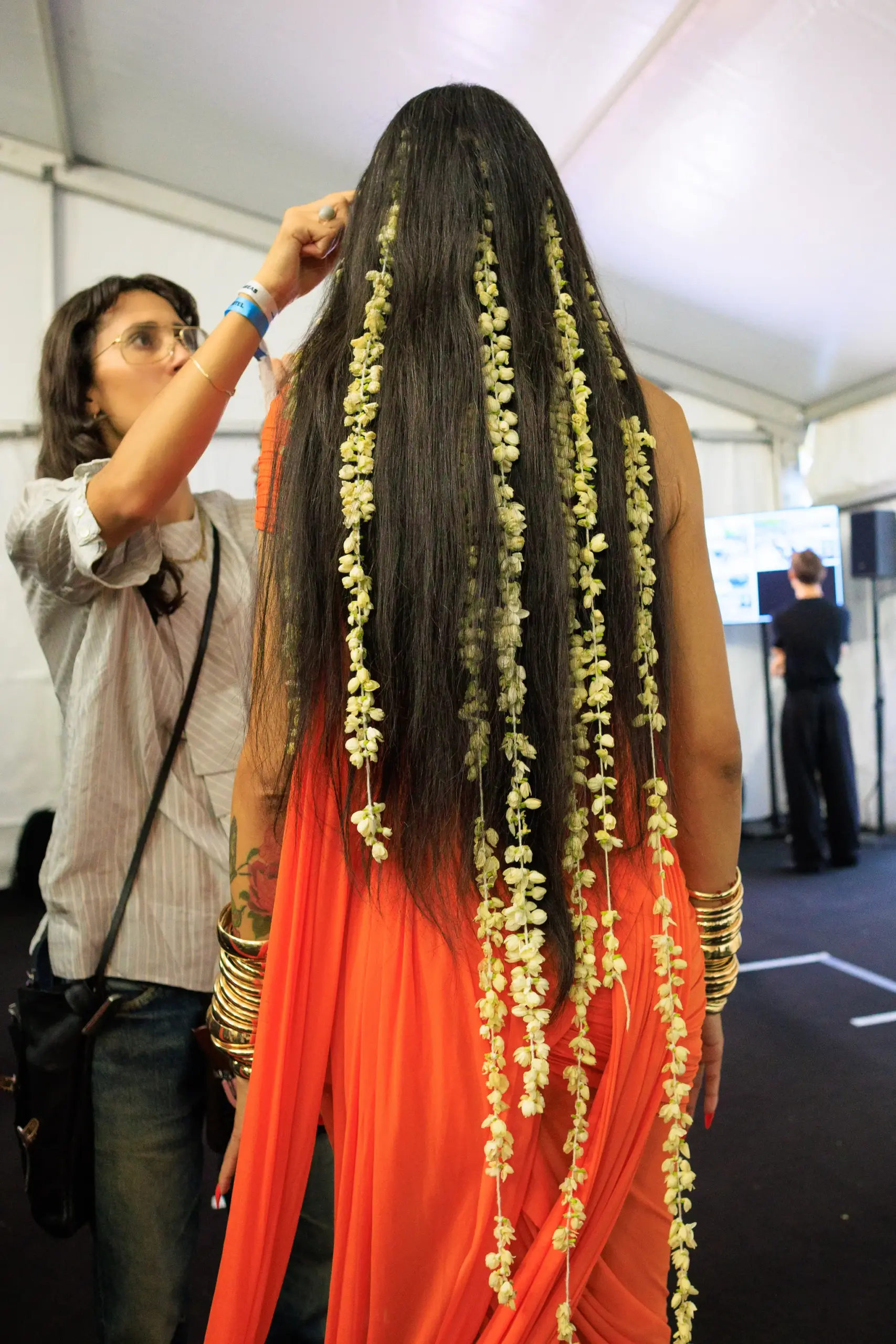 Εβδομάδα Μόδας Παρισιού SS27: Οι καλύτερες backstage στιγμες-88