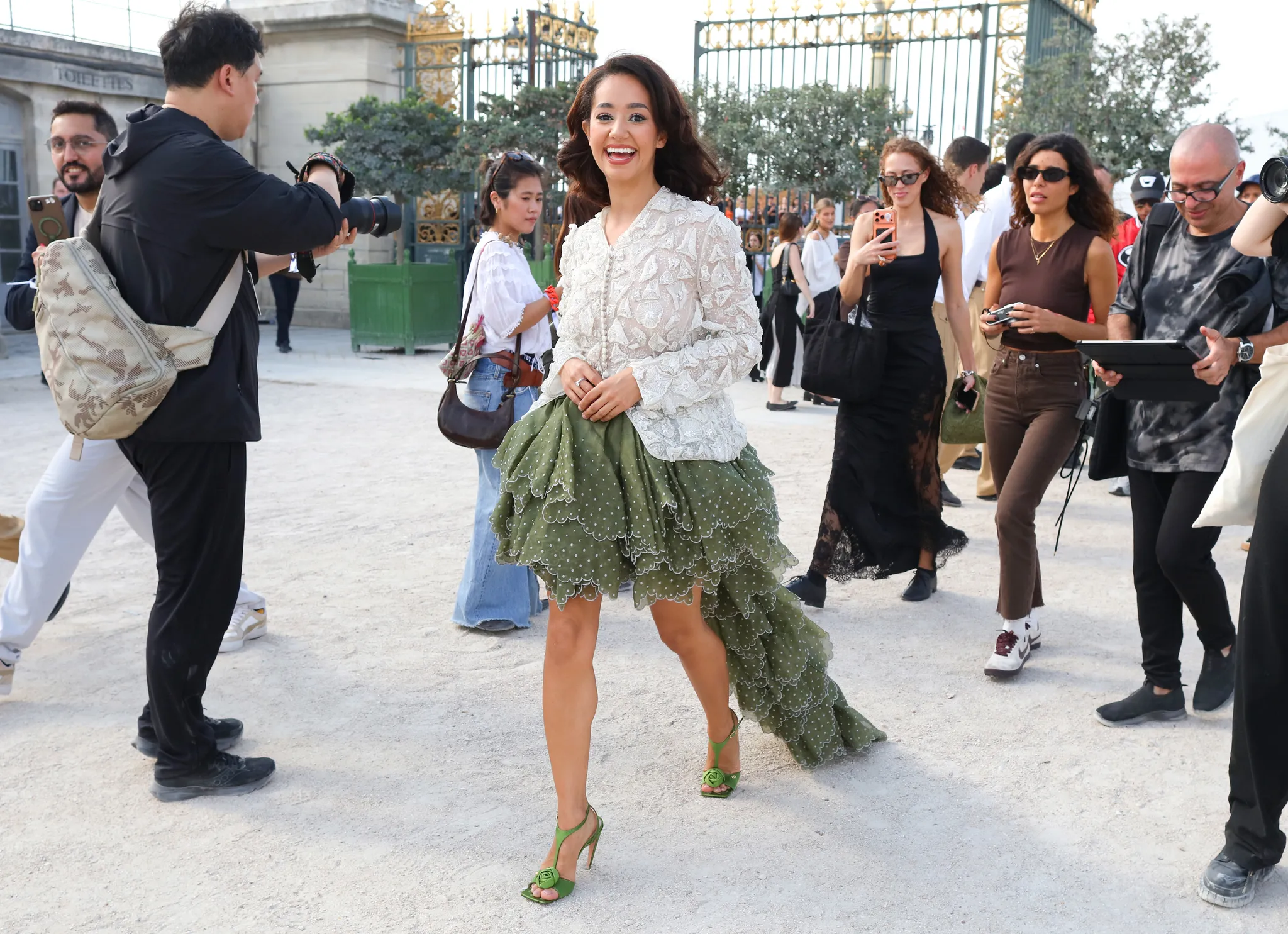 Aντίο φλατ, το street style επιλέγει ψηλοτάκουνα-3