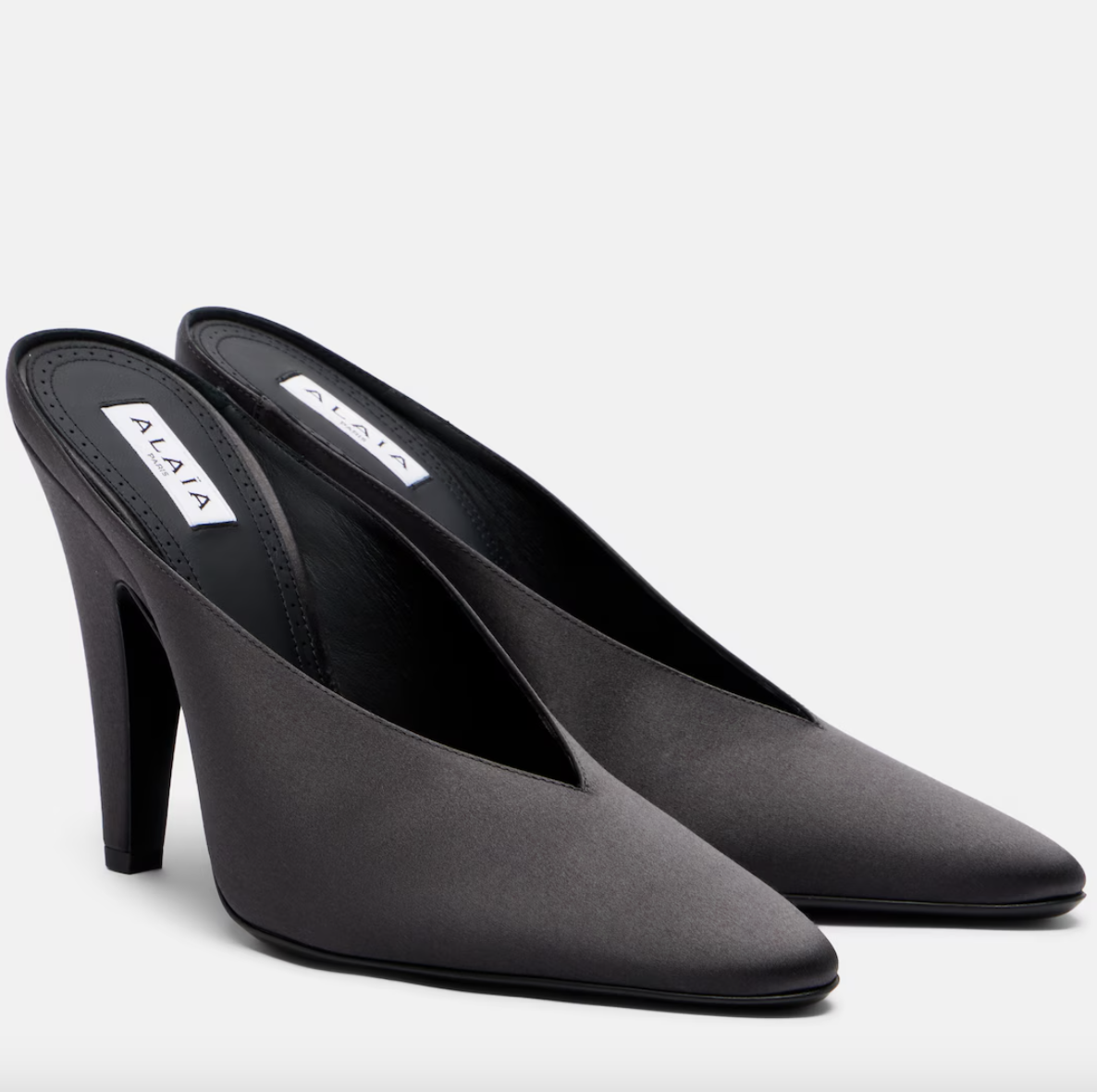 Cone heels: Γνωρίζετε το shoe shape του χειμώνα;-3