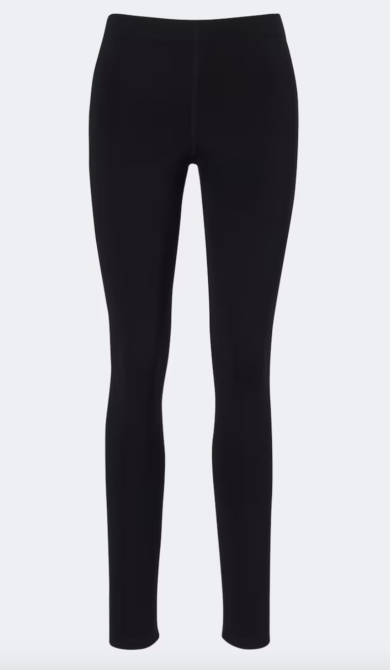 Leggings: 4 looks με ψηλοτάκουνα για τις πιο chic εμφανίσεις-3