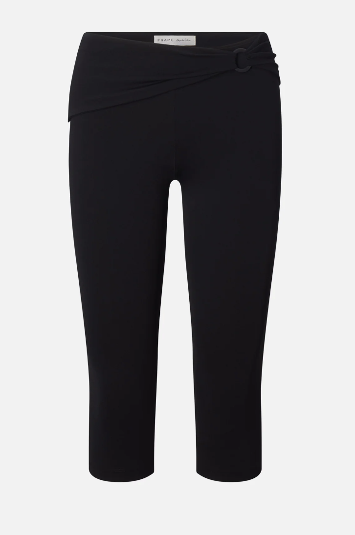 Leggings: 4 looks με ψηλοτάκουνα για τις πιο chic εμφανίσεις-13